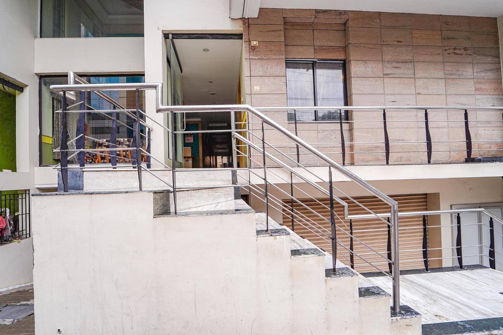 Fabhotel Ess Paradise - Nr Bus Stand โคอิมบาทอร์ ภายนอก รูปภาพ