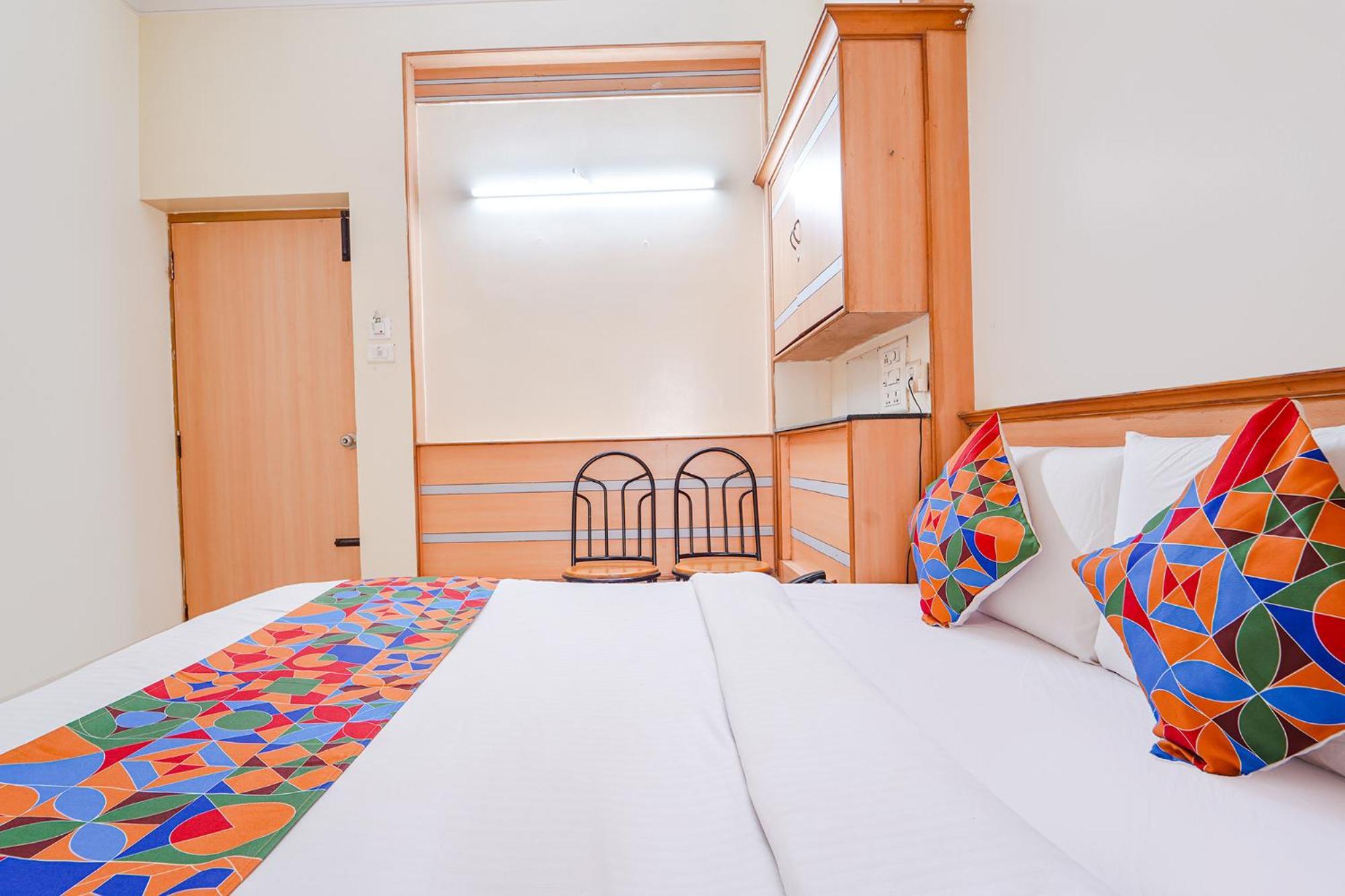 Fabhotel Ess Paradise - Nr Bus Stand โคอิมบาทอร์ ภายนอก รูปภาพ