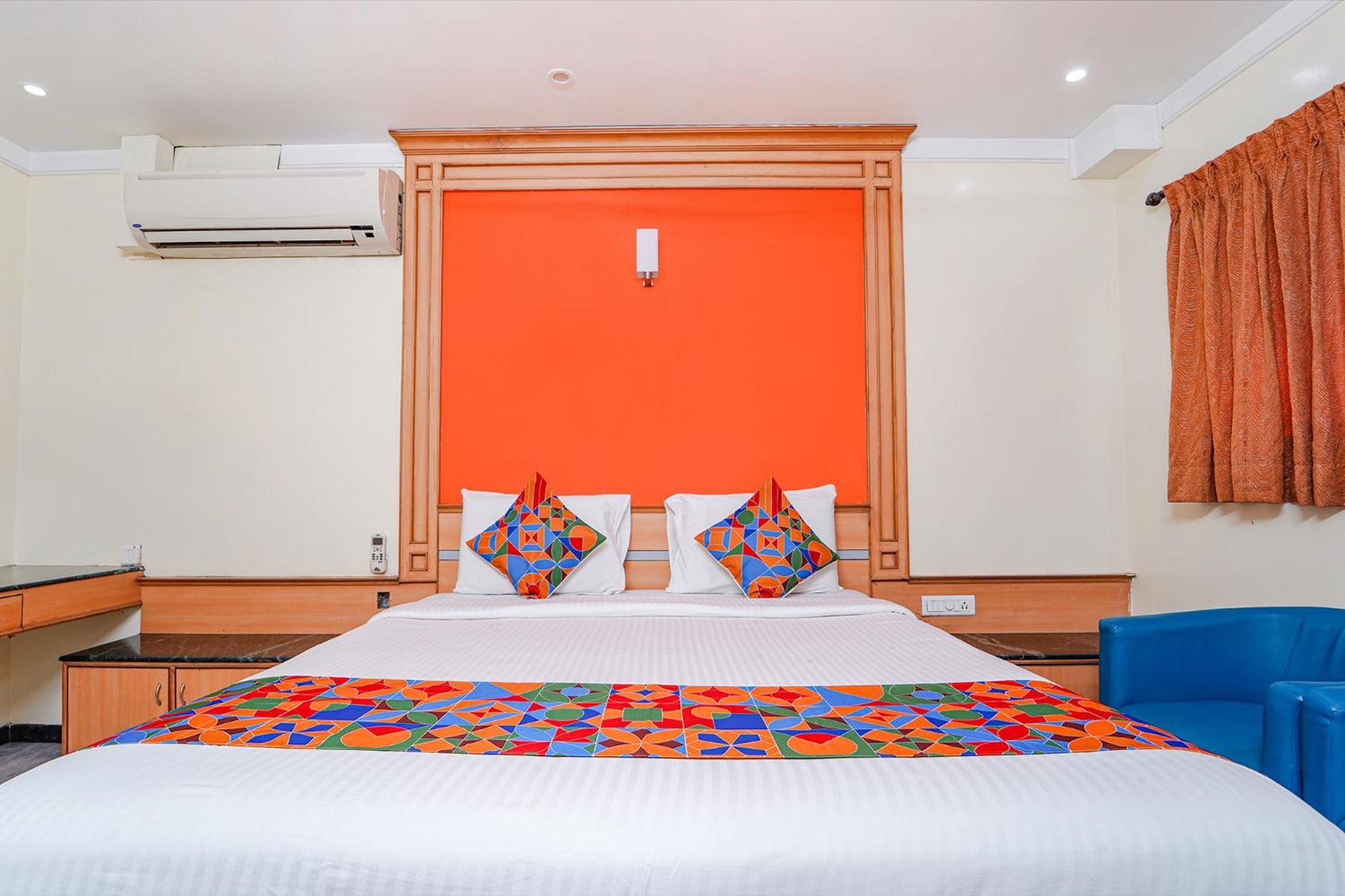 Fabhotel Ess Paradise - Nr Bus Stand โคอิมบาทอร์ ภายนอก รูปภาพ